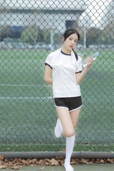 夜店DJ女跳舞衣服